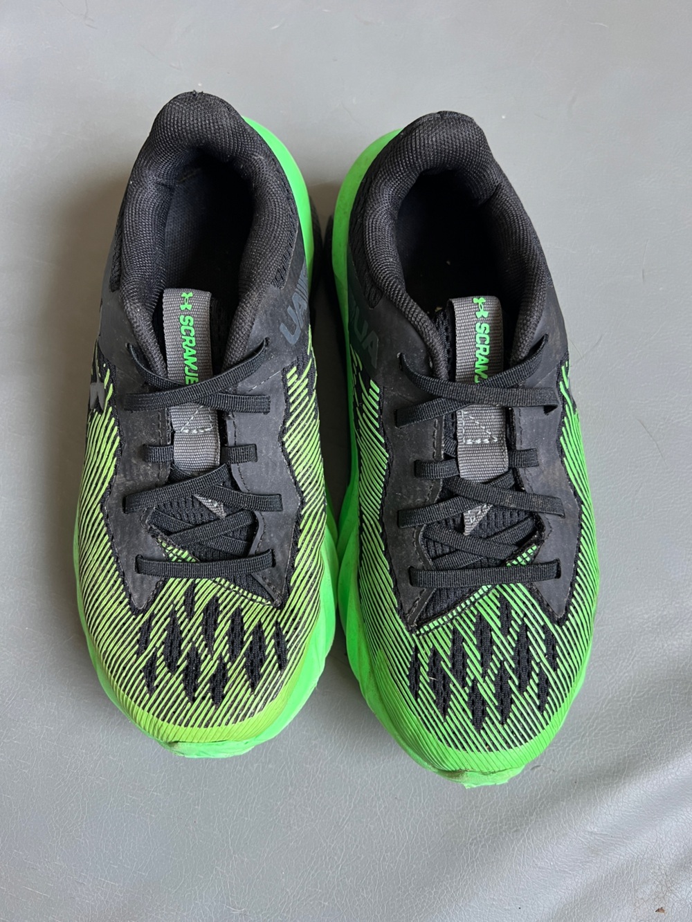 Under Armour Kids Green and Black Scramjet Sneakers